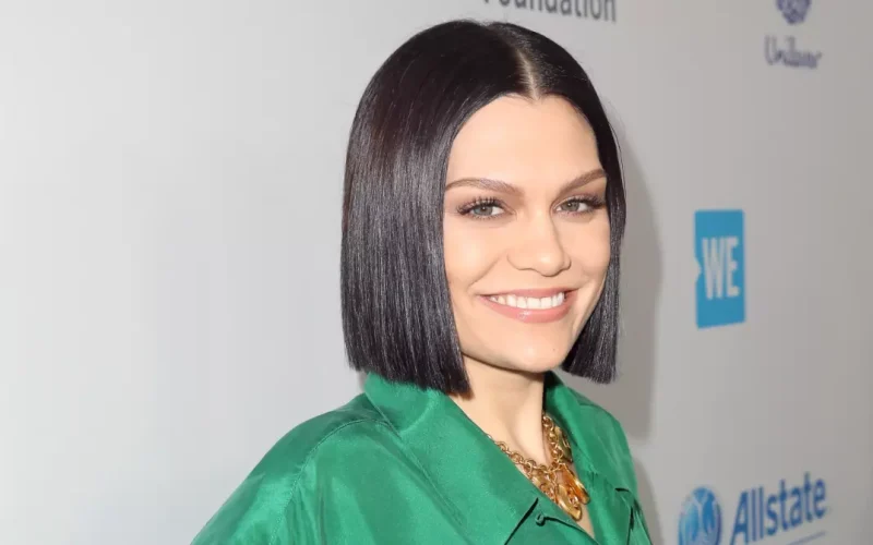 Jessie J a anunțat că a învins cancerul. Artista a izbucnit în lacrimi după vestea primită de la medici