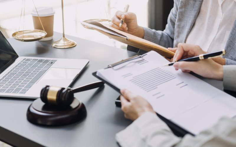 De ce aleg clienții Lupașcu Law pentru consultanță juridică personalizată